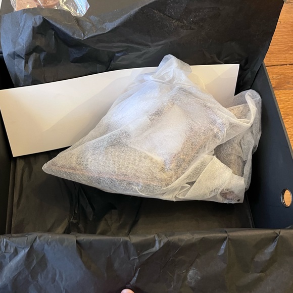 Gorgeous! Snake skin heels !!!! New in box never worn!!!! - Picture 4 of 11